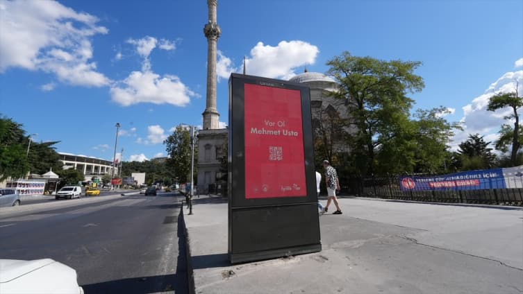 81 ilde billboardlarda 'İyilik Var' mesajı