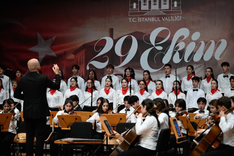 Cumhuriyet'in 103. yılı coşkuyla kutlanıyor