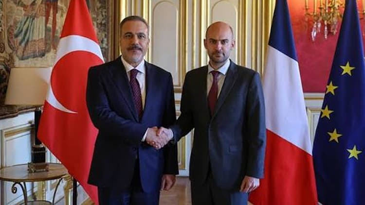 Hakan Fidan, Fransız mevkidaşı Barrot ile görüştü