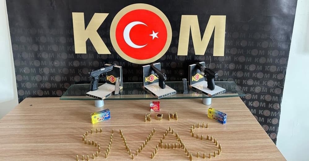 Sivas merkezli 4 ilde kaçak silah operasyonu: 2 tutuklama
