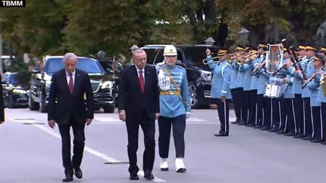 TBMM'de yeni yasama yılı töreni: Cumhurbaşkanı Erdoğan Meclis'te