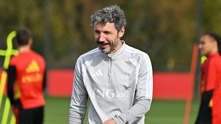 Mark van Bommel'den Lukaku ve Trossard açıklaması!
