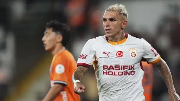 Dört yıllık hasret sona eriyor: Diego Forlan'dan Torreira kararı