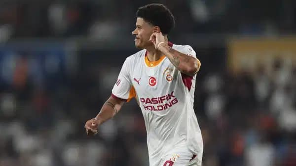 Spor yazarları Başakşehir - Galatasaray maçını yorumladı: 'Vurdumduymaz haliyle formayı hak etmiyor'