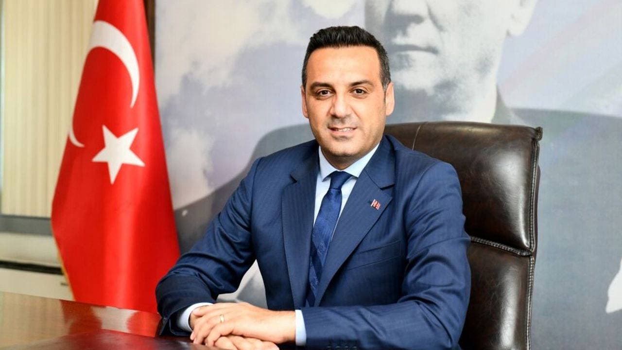 Çiğli Belediye Başkanı Yıldız AKP’ye mi geçiyor?