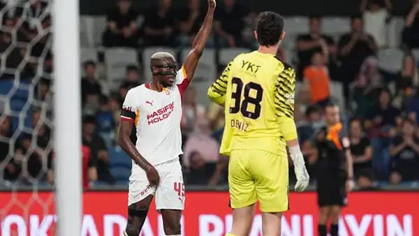 Galatasaray'dan Victor Osimhen için sakatlık açıklaması: Karşılaşmaya devam edememişti