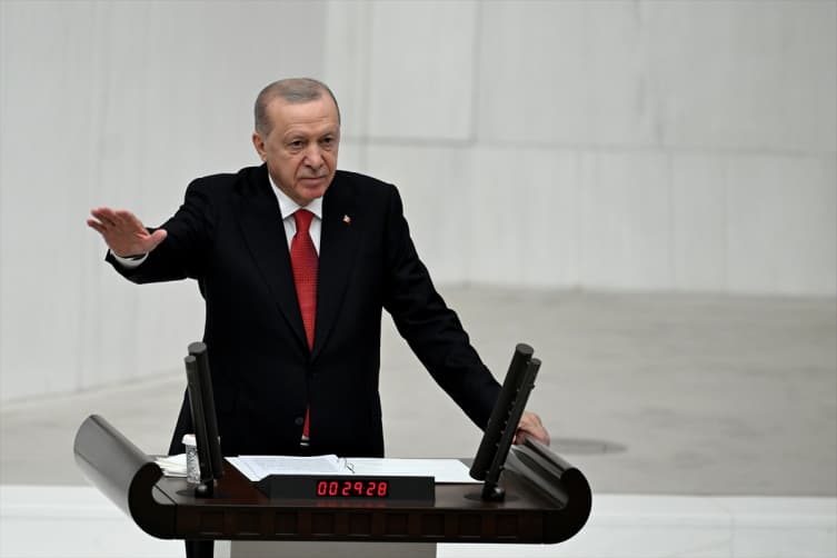 Cumhurbaşkanı Erdoğan: Her siyasi partinin önceliği Türkiye olmak zorundadır